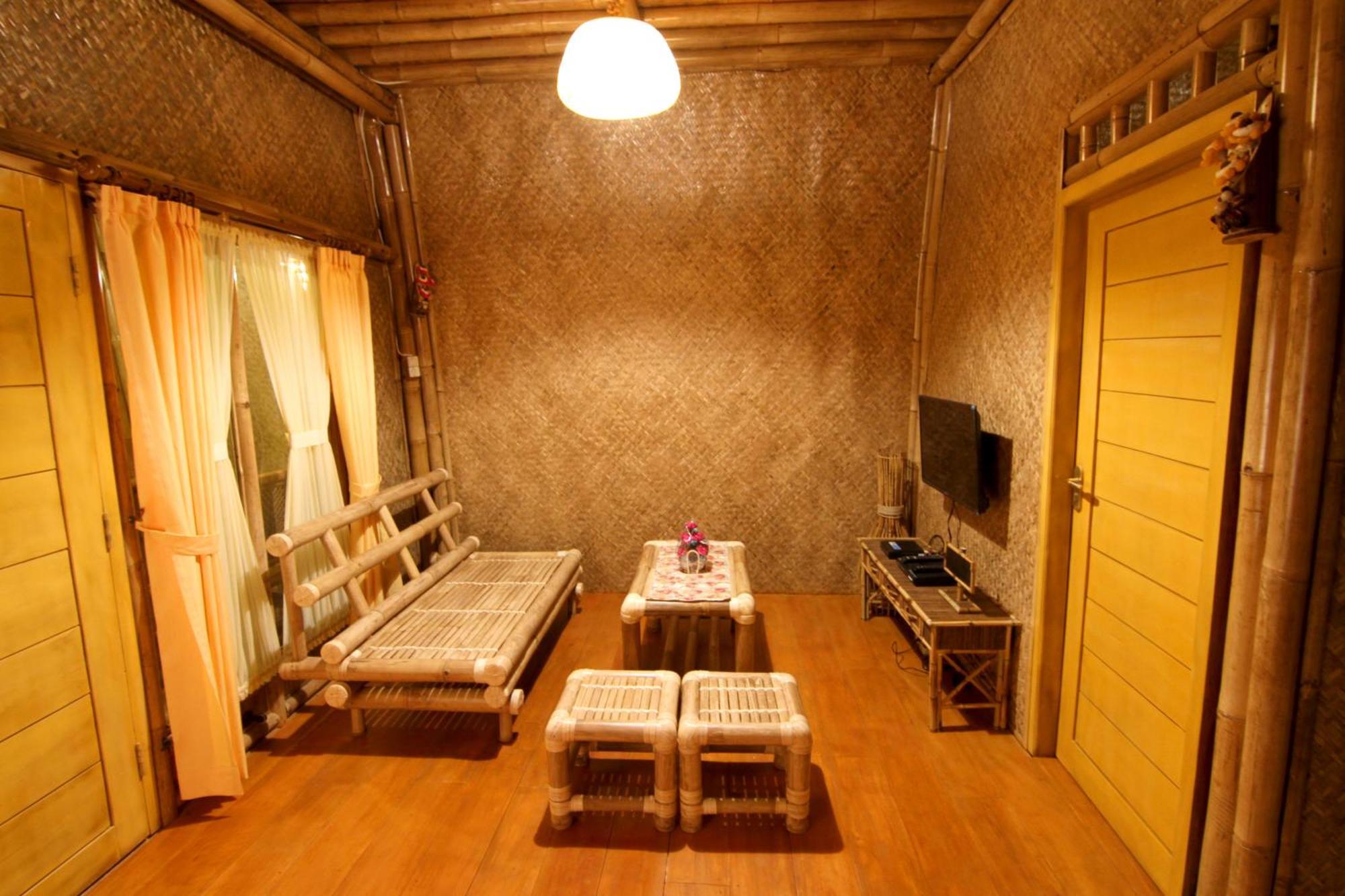 Villa Chavaminerva Bambu - Lembang Cikareumbi Dış mekan fotoğraf